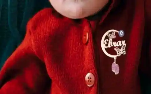 Bebek Görme Hediyesinde İsimli Takılar