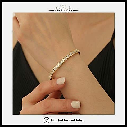 925 Ayar Gümüş Kare Taşlı Suyolu Bileklik