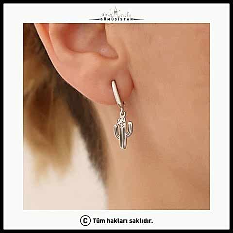 925 Ayar Gümüş Minimal Çiçekli Kaktüs Küpe