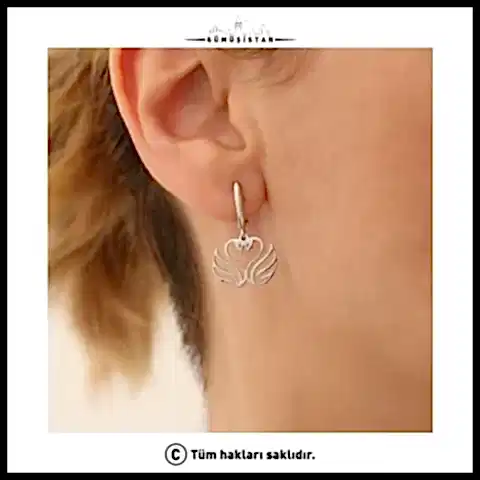 925 Ayar Gümüş Minimal Kuğu Küpe