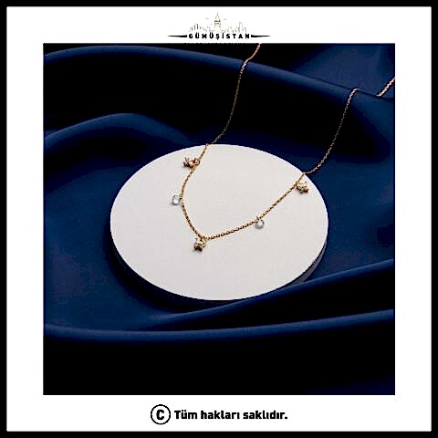 925 Ayar Gümüş Yıldız ve Taş Detaylı Kolye