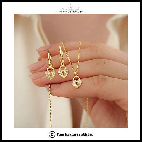 925 Ayar Gümüş Kalpli Küpe Kolye Seti