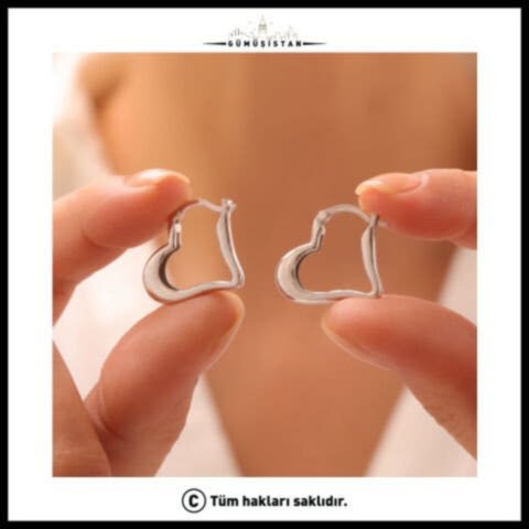 925 Ayar Gümüş Kalpli Küpe