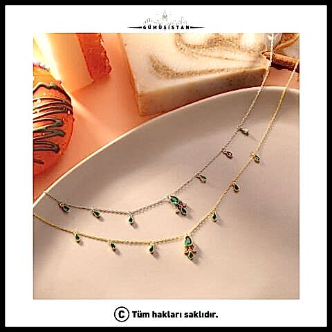 925 Ayar Gümüş Zümrüt Taşlı Salaş Kolye