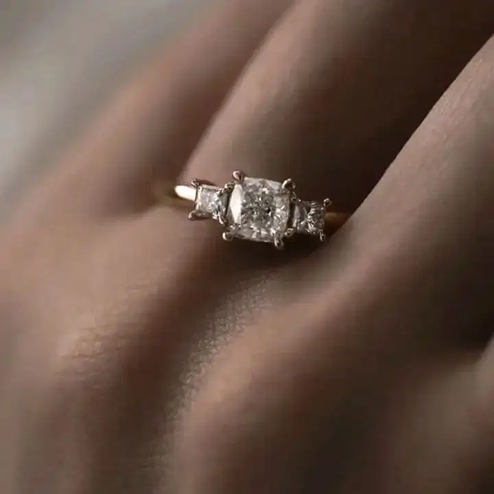 Özel tasarım pırlanta yüzük